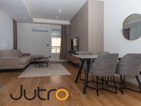 Izdavanje, dvosoban stan, 70m², Podgorica, Crna Gora - image 2