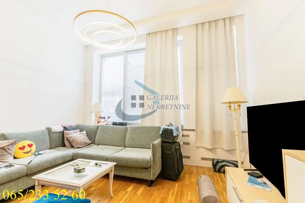 Sale, two bedroom apartment, 61m², Vračar Hram, Vračar Sve Podlokacije