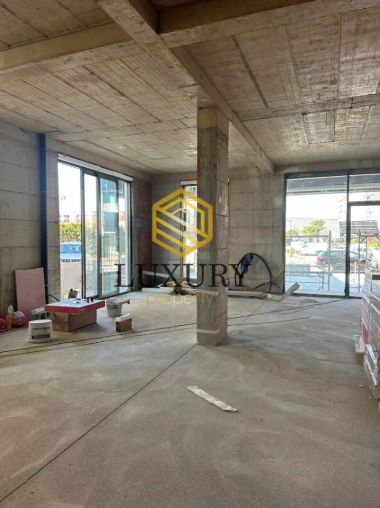 Rent, office space, 105m², City Kvart, Podgorica