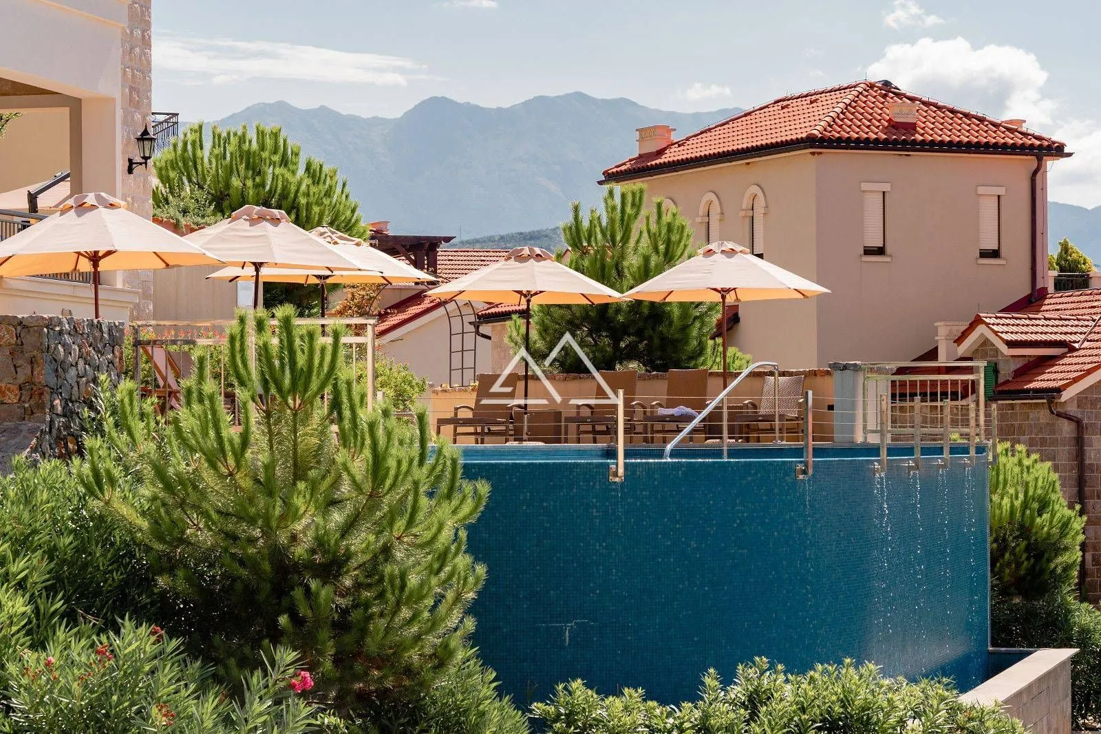 Prodaja, dvosoban stan, 118m², Luštica Bay, Tivat