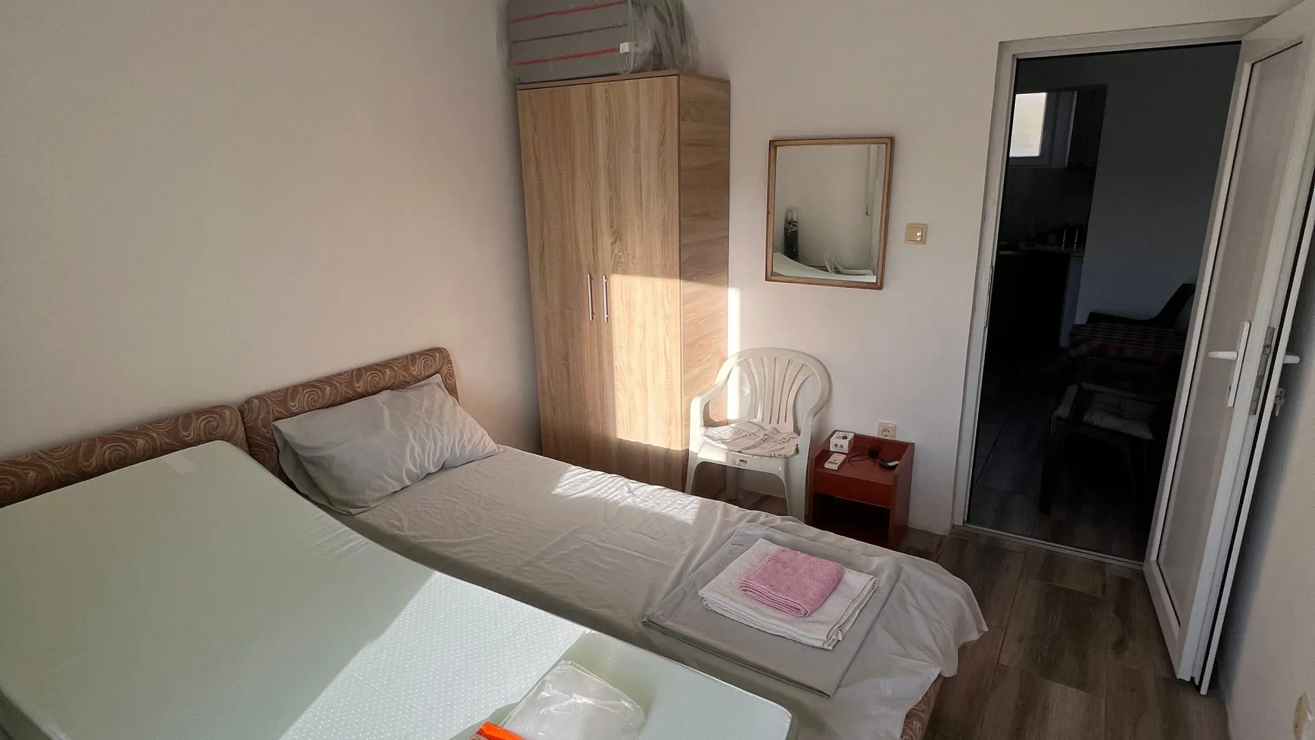Izdavanje, jednosoban stan, 30m², Sutomore, Bar