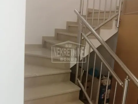 Sale, house, 229m², Kertvaroš, Subotica - image 11