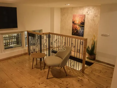 Izdavanje, dvosoban stan, 78m², Južni Bulevar, Vračar Sve Podlokacije - image 15