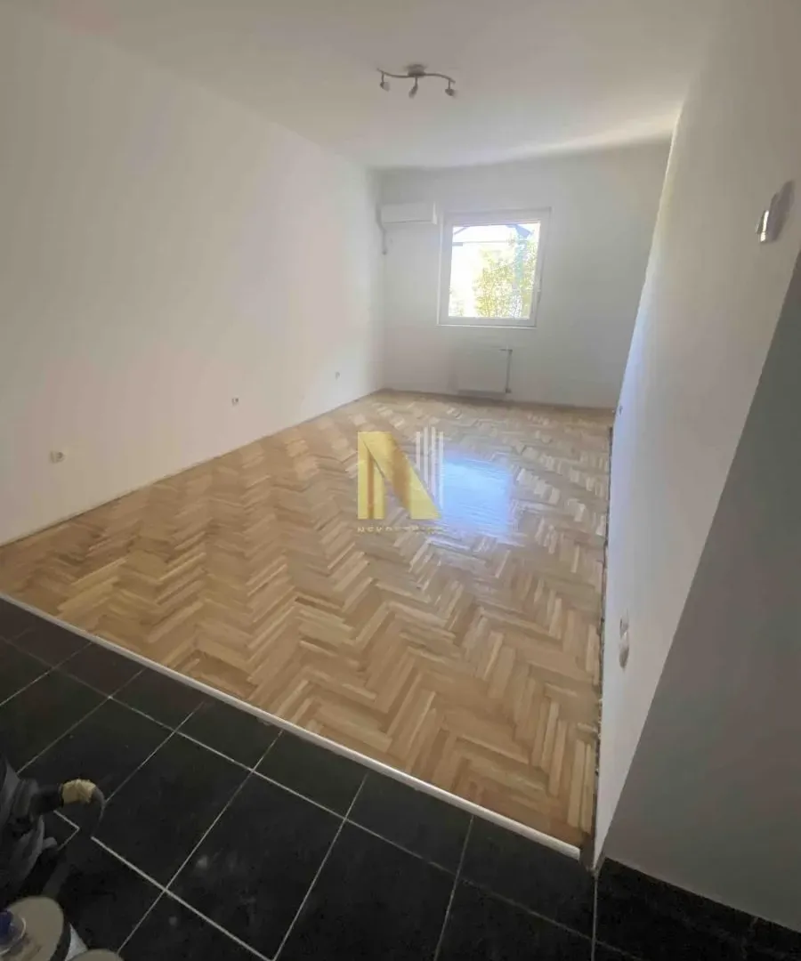 Rent, two bedroom apartment, 52m², Sajmište, Novi Sad