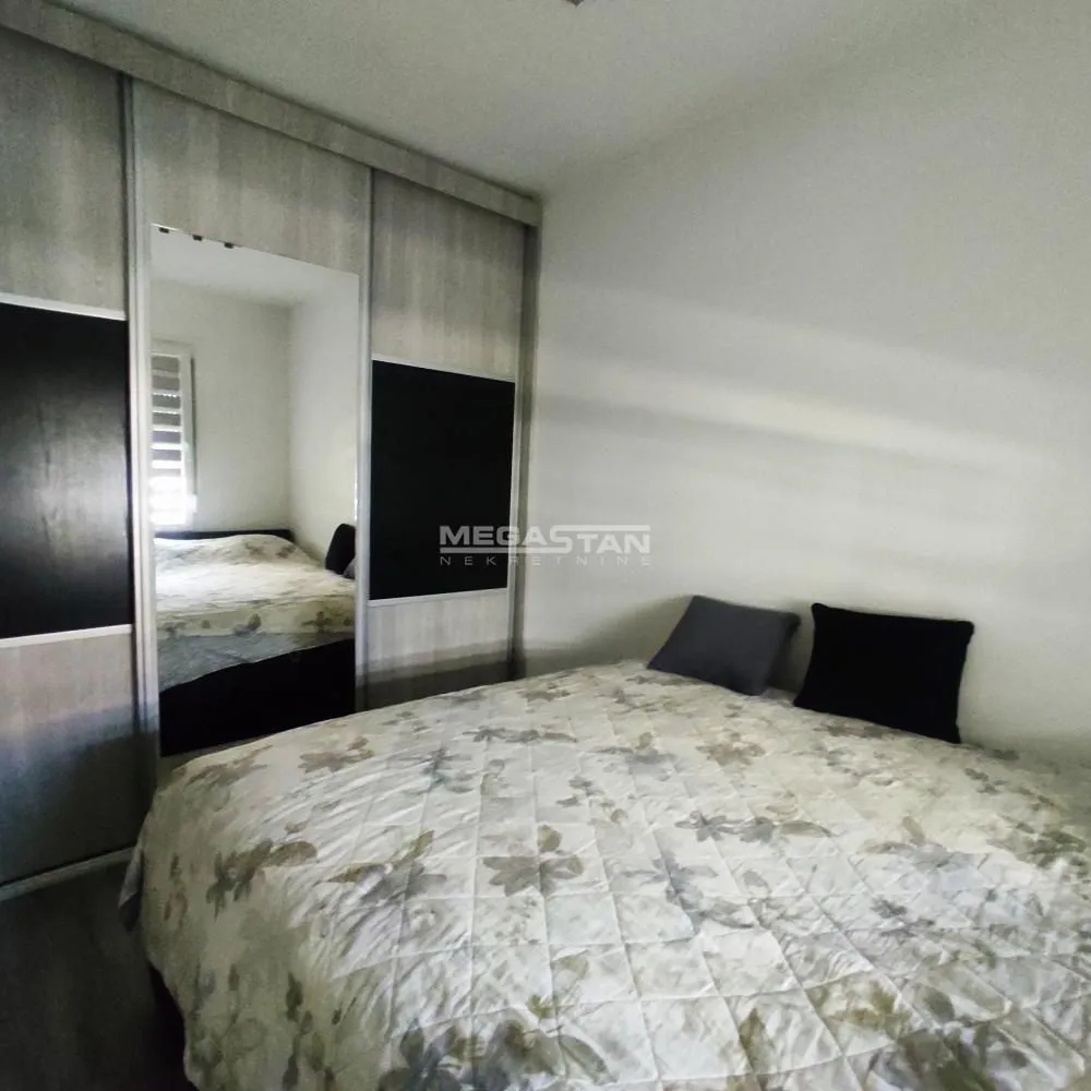 Prodaja, kuća, 80m², Borča 1, Borča Sve Podlokacije
