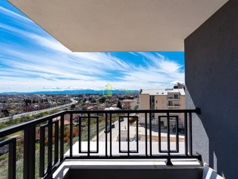 Sale, three bedroom apartment, 115m², Gorica C, Podgorica - image 10