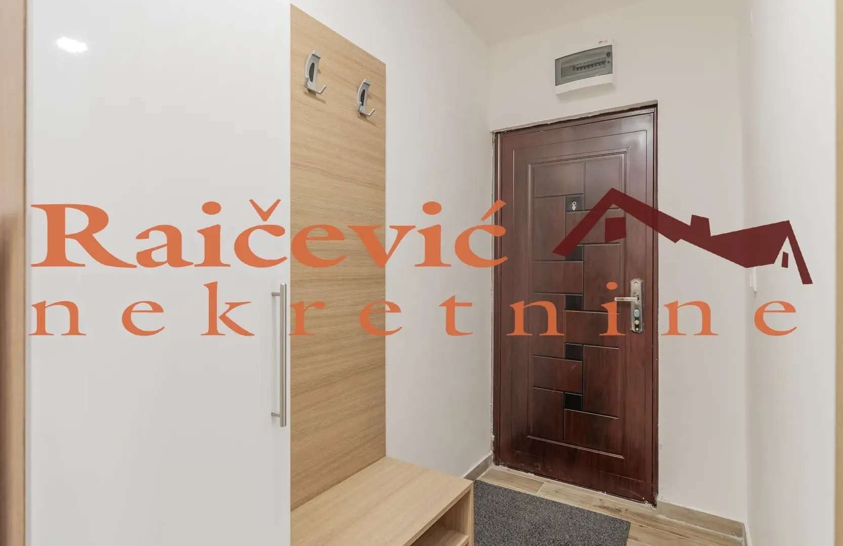 Prodaja, četvorosoban stan, 98m², Kopaonik, Srbija