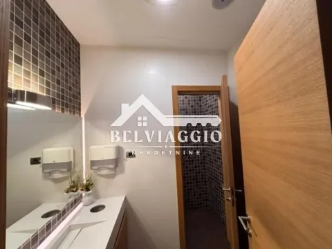 Rent, office space, 208m², Stari Grad, Budva - image 7