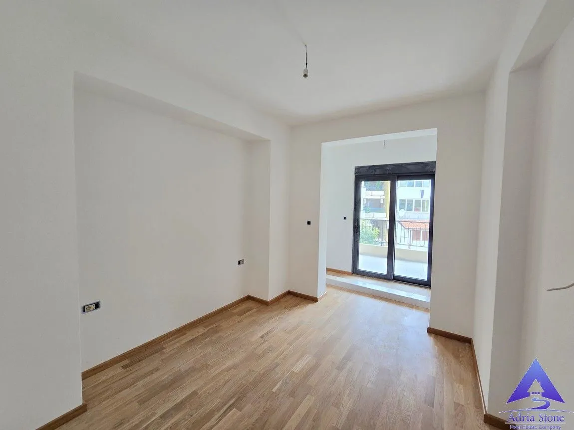 Sale, three bedroom apartment, 114m², Adok, Budva
