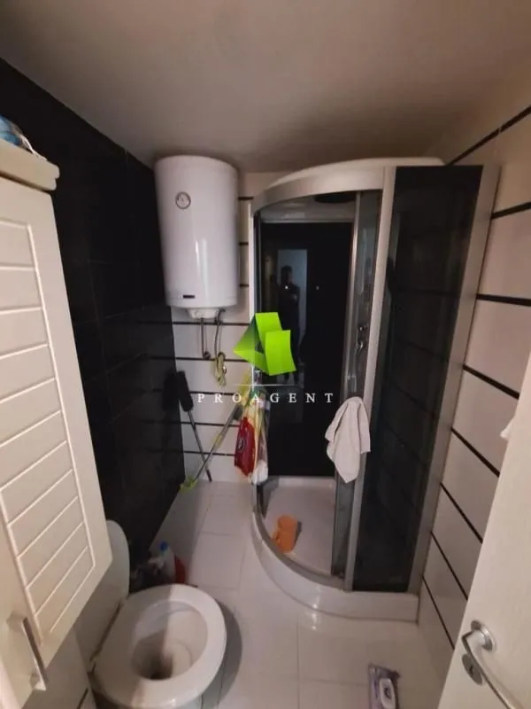 Prodaja, trosoban stan, 98m², Medijana, Niš