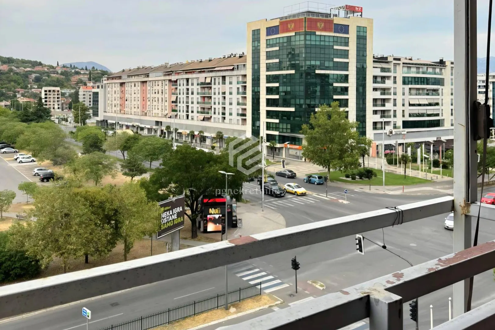 Izdavanje, trosoban stan, 95m², Preko Morače, Podgorica