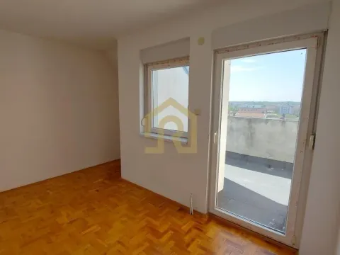 Izdavanje, četvorosoban stan, 80m2, Zemun, Beograd