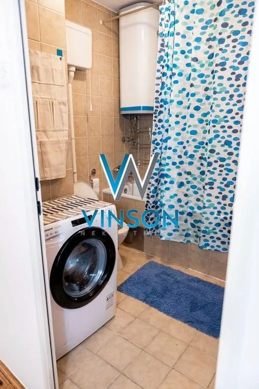Izdavanje, dvosoban stan, 71m², Centar, Novi Sad