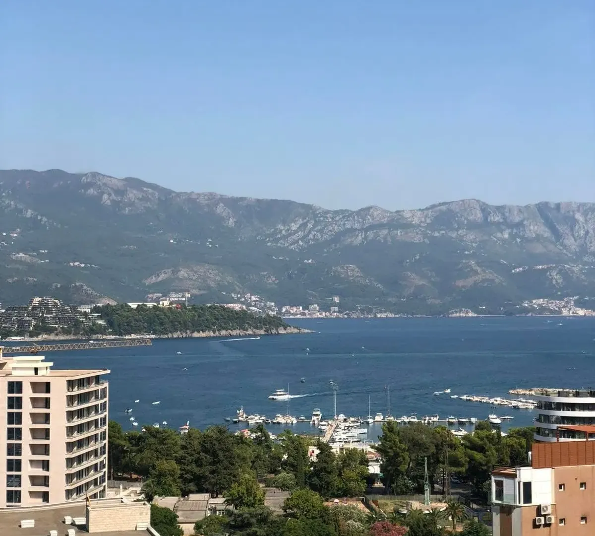 Prodaja, jednosoban stan, 46m², Komoševina, Budva