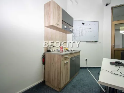 Prodaja, poslovni prostor, 34m², Lion, Zvezdara Sve Podlokacije - image 10