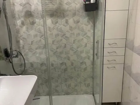 Izdavanje, jednosoban stan, 50m², Central Point, Podgorica - image 6