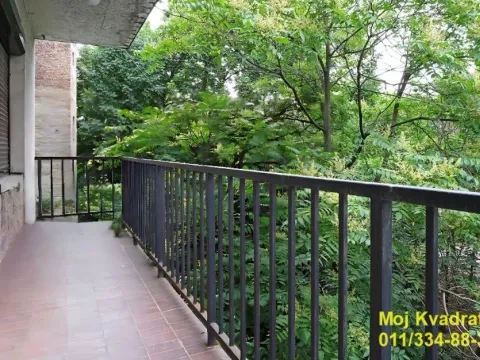Sale, four bedroom apartment, 137m², Savski Venac, Beograd - image 18