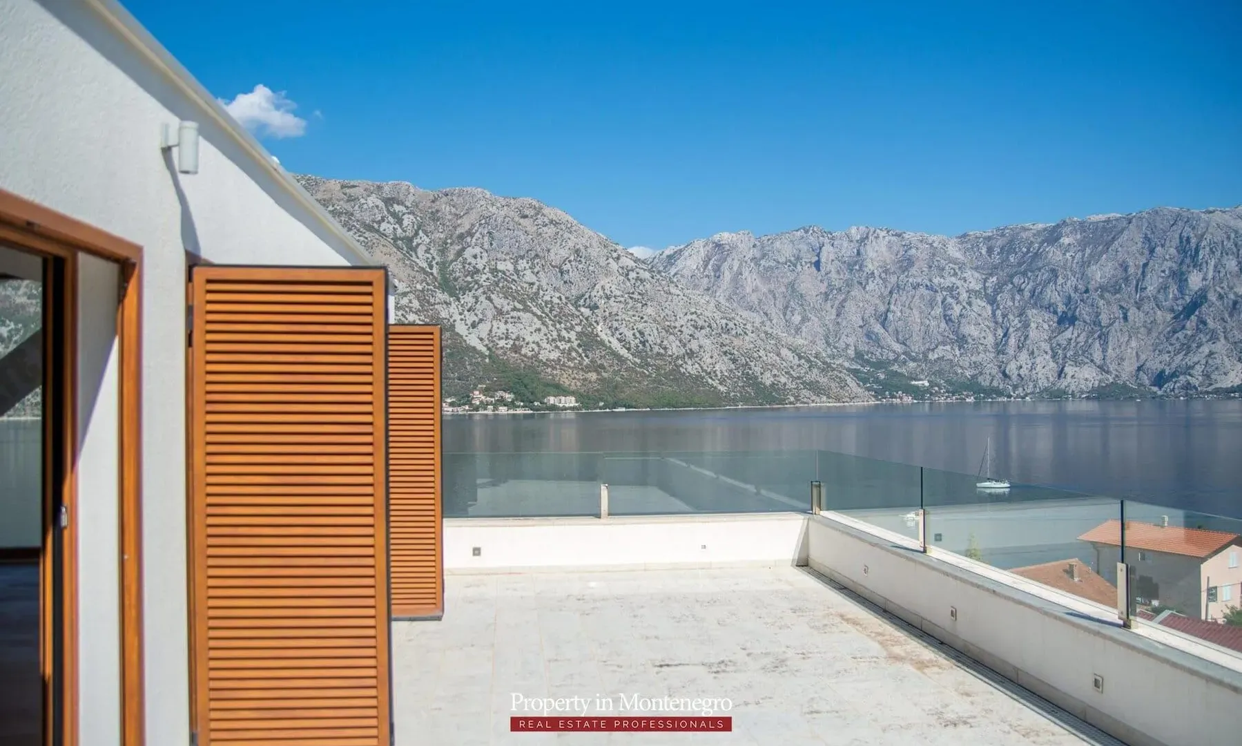 Prodaja, kuća, 585m², Stoliv, Kotor