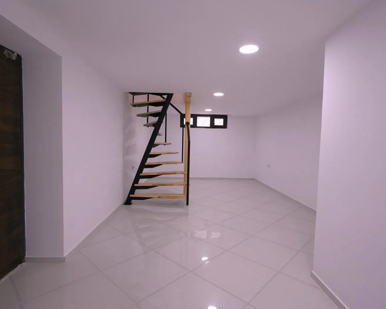 Rent, apartment, 95m², Pod Goricom, Podgorica