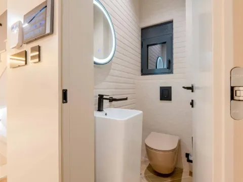 Prodaja, kuća, 240m², Budva, Crna Gora - image 54