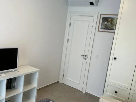 Prodaja, stan, 110m², Tivat, Crna Gora - image 7