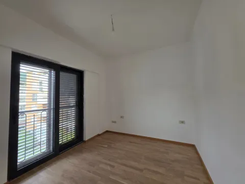 Sale, one bedroom apartment, 40m², Budva, Crna Gora - image 23