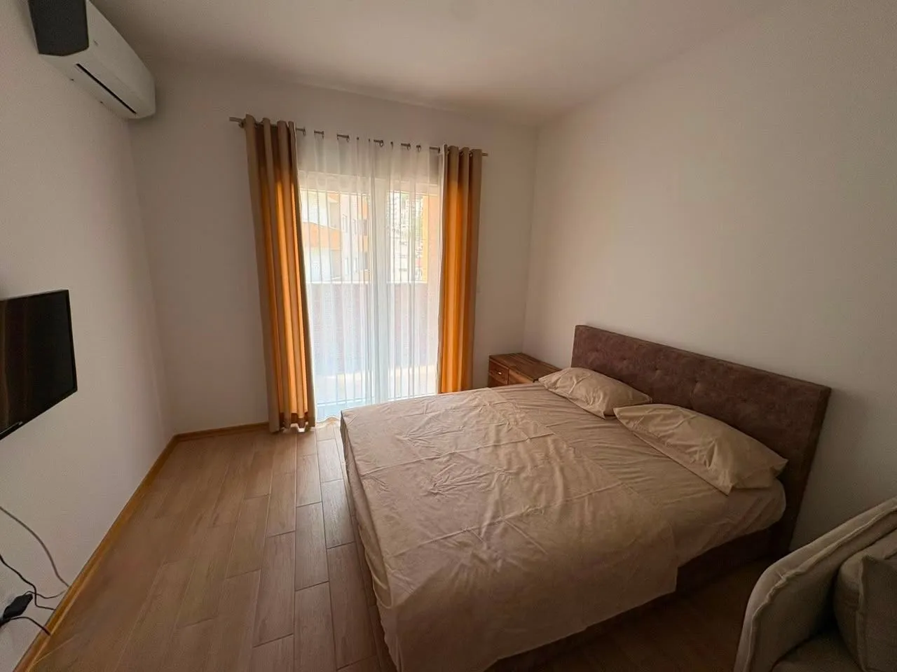 Rent, studio apartment, 37m², Golubovina, Budva