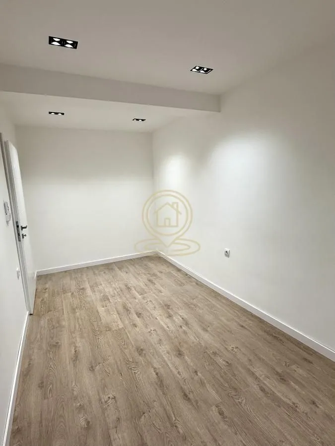 Sale, three bedroom apartment, 64m², Medijana, Niš
