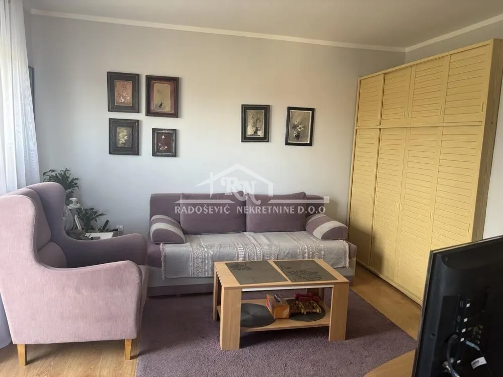 Sale, two bedroom apartment, 66m², Bele Vode, Beograd