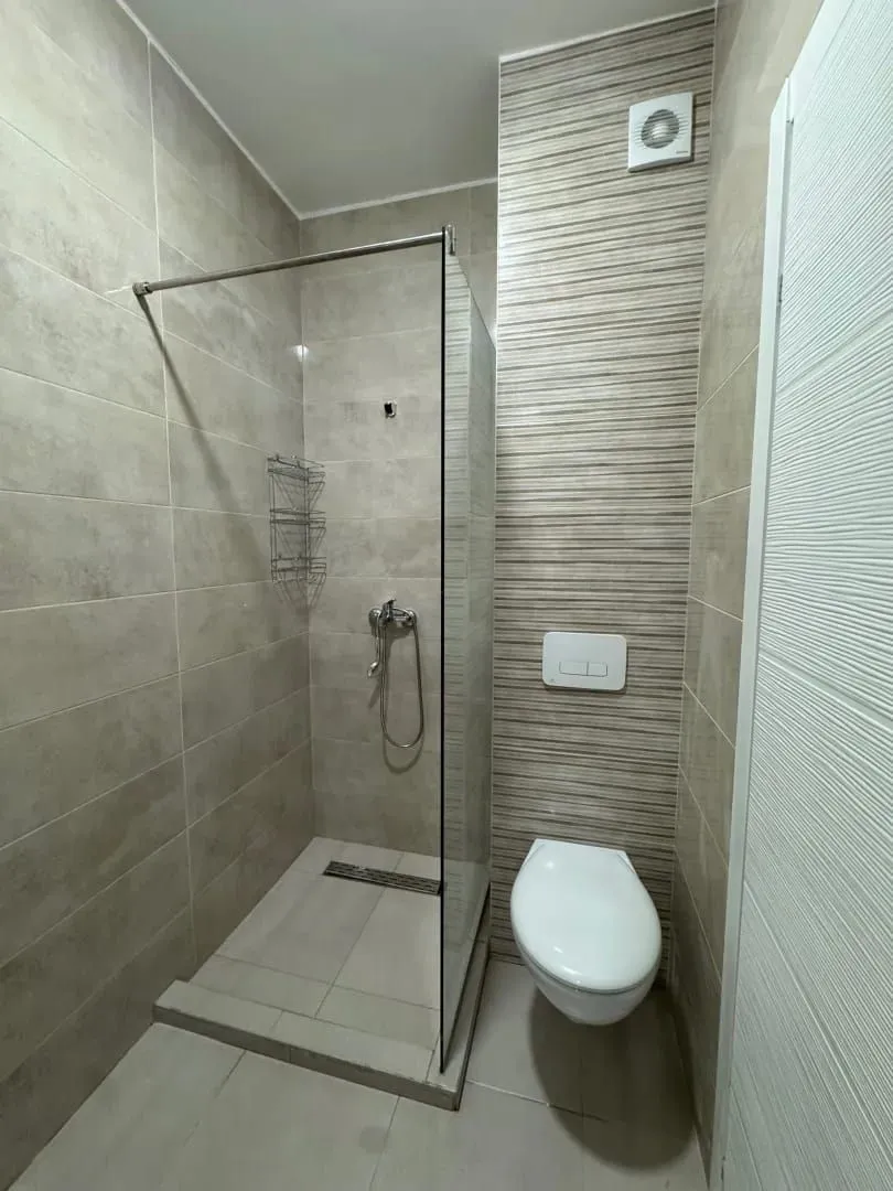 Izdavanje, jednosoban stan, 37m², Zagorič, Podgorica