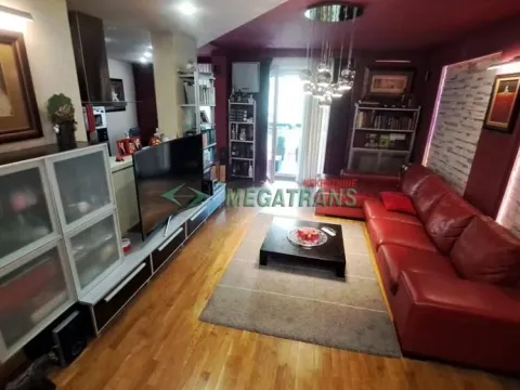 Prodaja, četvorosoban stan, 111m², Grbavica, Novi Sad Sve Podlokacije - image 3