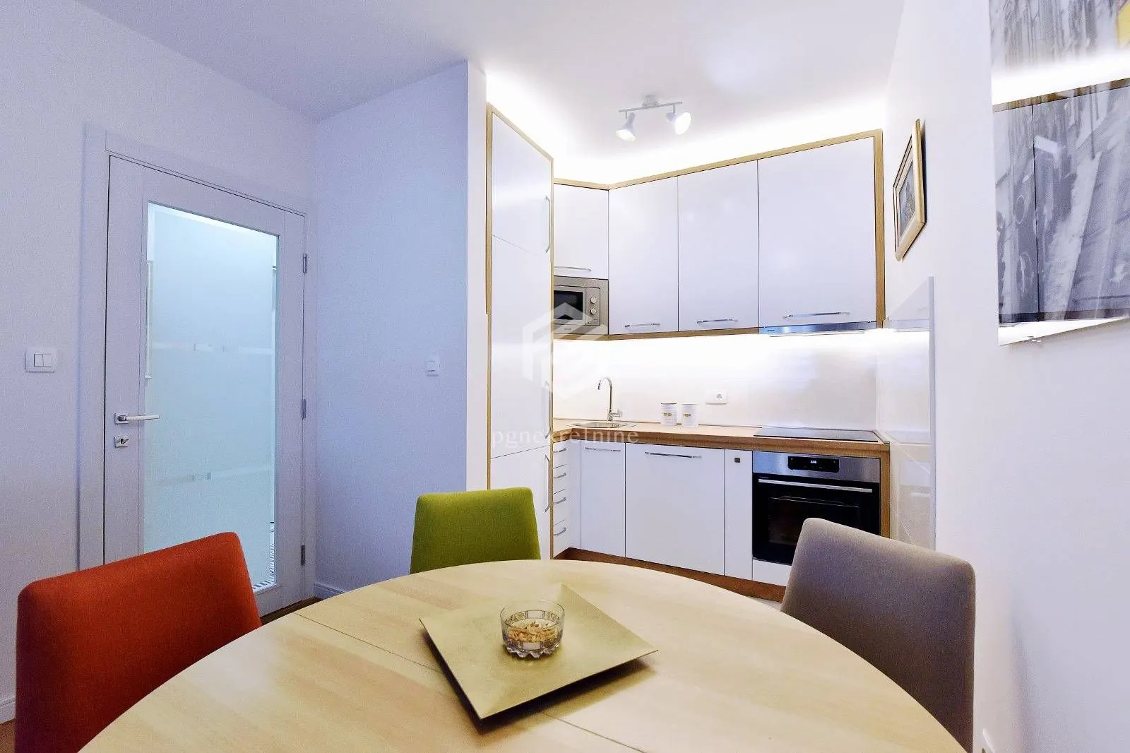 Rent, one bedroom apartment, 49m², Central Point, Podgorica