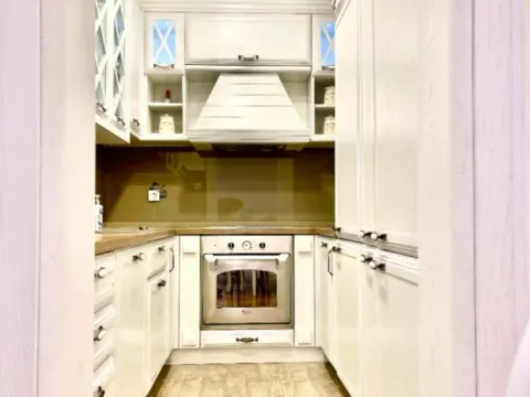 Izdavanje, trosoban stan, 110m², Rozino, Budva - image 4