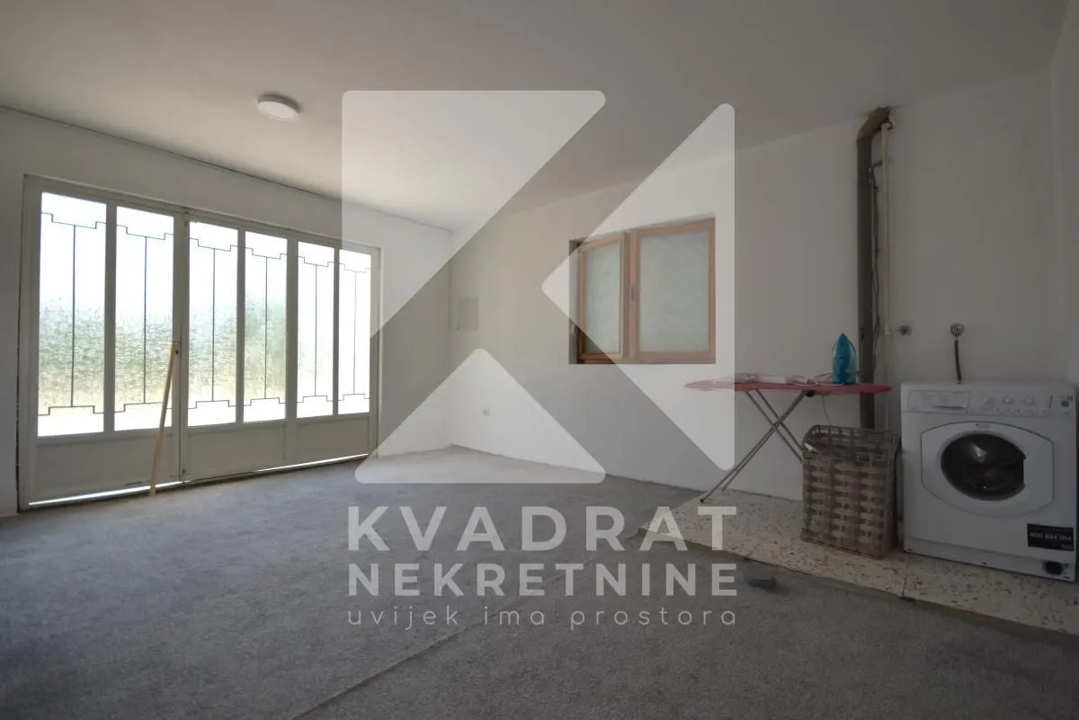 Rent, house, 200m², Dalmatinska ulica, Podgorica