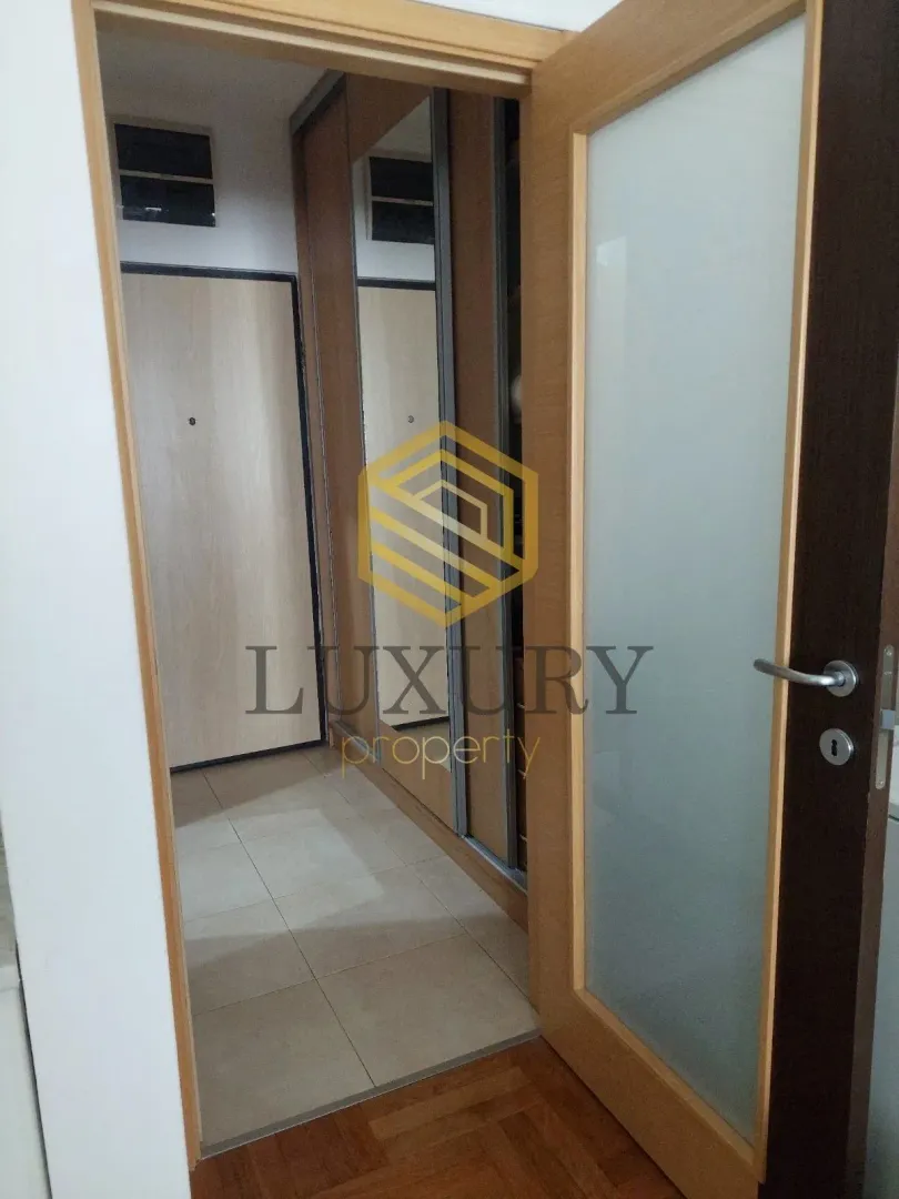 Rent, studio apartment, 25m², Pobrežje, Podgorica