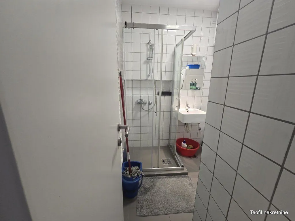 Rent, one bedroom apartment, 40m², Vračar, Šid
