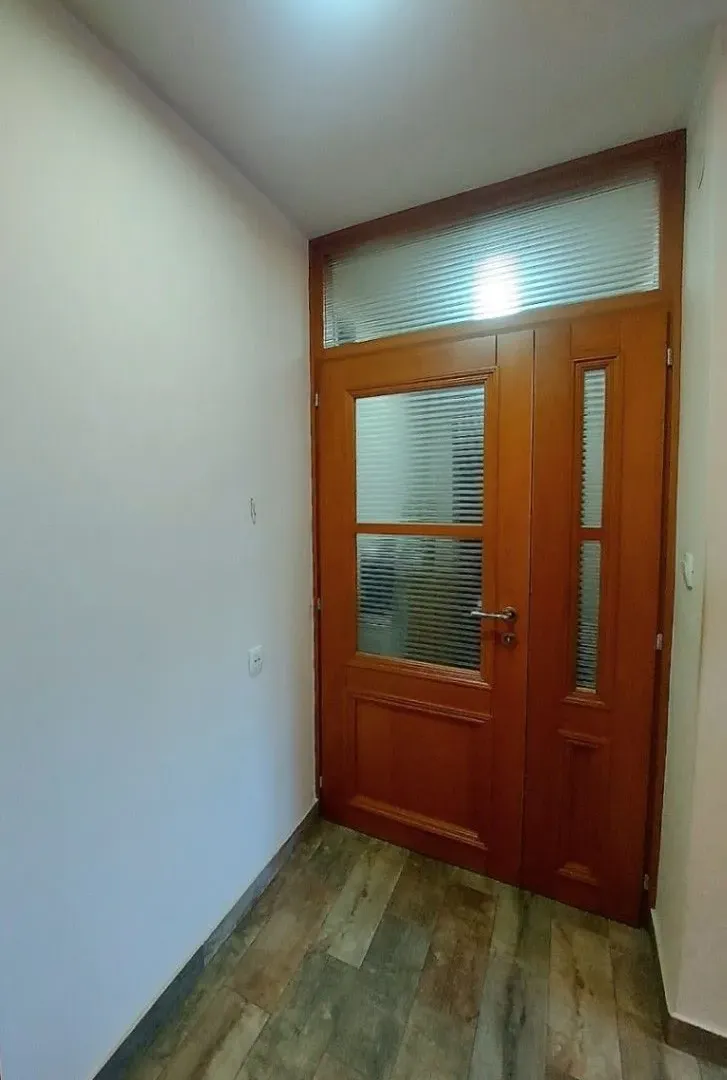 Prodaja, jednosoban stan, 56m², Centar, Nikšić