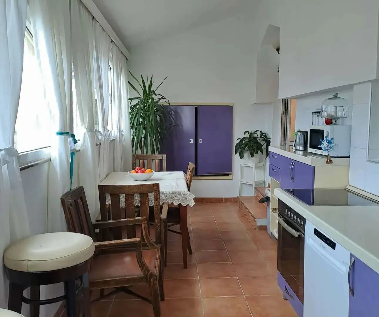 Rent, three bedroom apartment, 100m², Seljanovo, Tivat