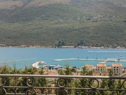 Prodaja, trosoban stan, 226m², Đenovići, Herceg Novi - image 13