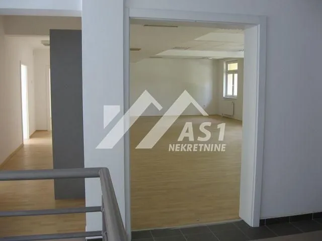 Rent, office space, 330m², Novi Sad Sve Podlokacije, Novi Sad