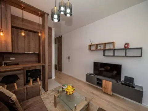 Izdavanje, garsonjera, 34m², Centar, Bar - image 3