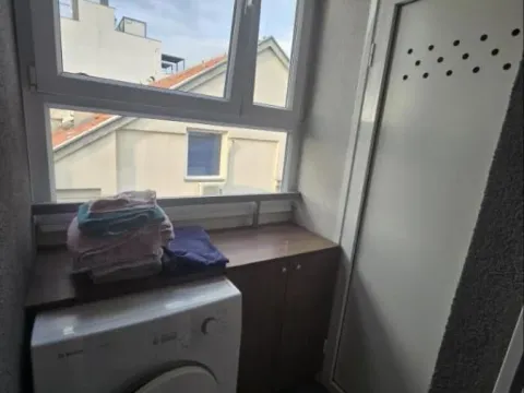 Izdavanje, trosoban stan, 69m², Cara Dušana, Novi Sad Sve Podlokacije - image 26