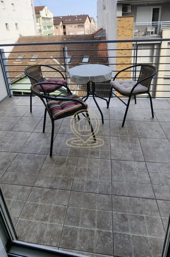 Prodaja, jednosoban stan, 35m², Centar, Novi Sad