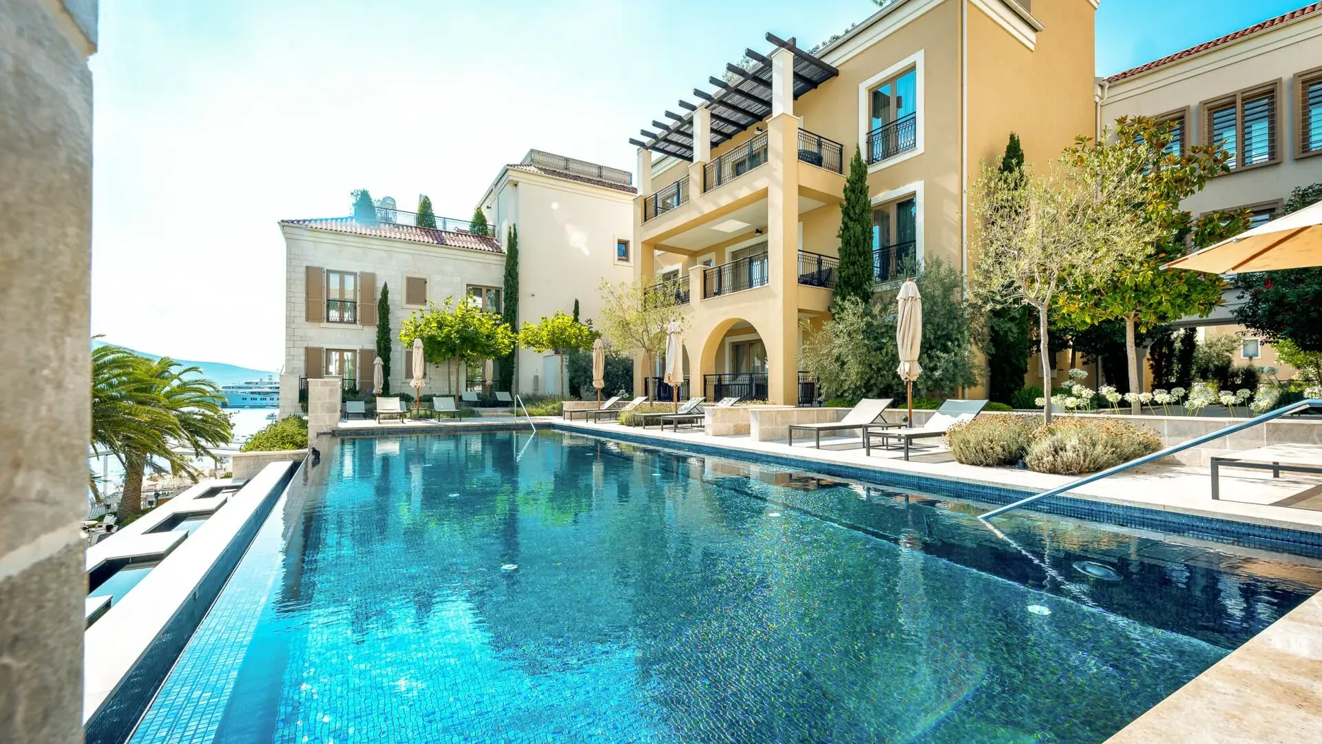 Rent, two bedroom apartment, 116m², Porto Montenegro, Tivat