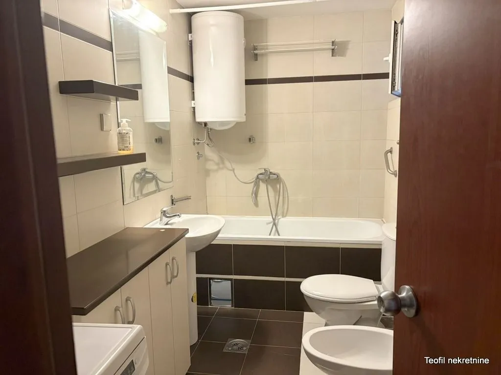 Prodaja, dvosoban stan, 69m², Lekino Brdo, Voždovac Sve Podlokacije