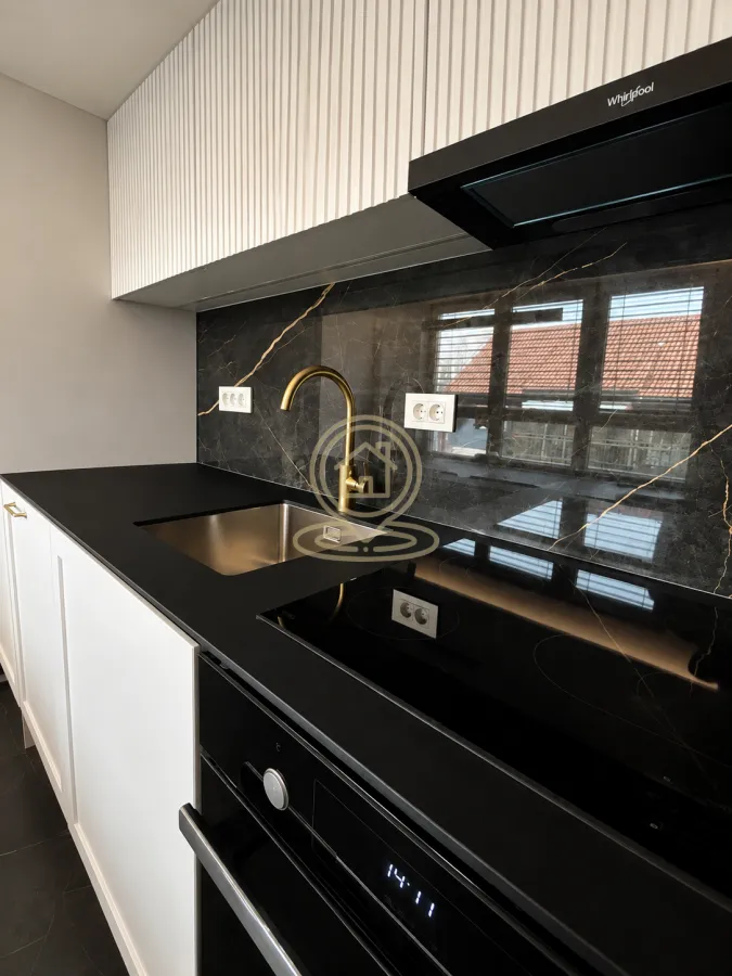 Izdavanje, trosoban stan, 81m², Crveni Krst, Beograd