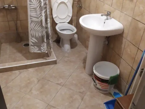 Izdavanje, kuća, 40m², Popovići, Bar - image 2