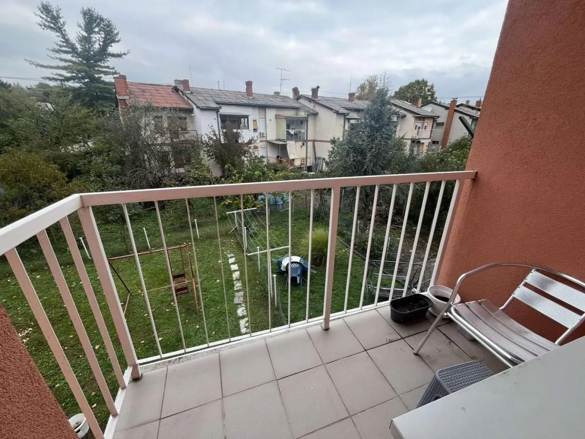 Prodaja, četvorosoban stan, 120m², Strelište, Jagodina