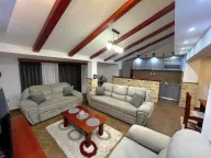 Izdavanje, stan, 90m², Tivat, Crna Gora