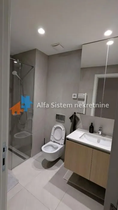 Rent, three bedroom apartment, 73m², Savski Venac, Beograd